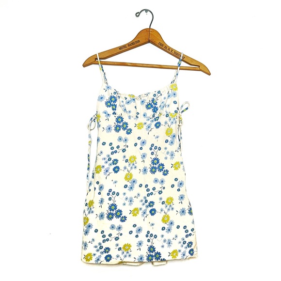 Zara | White Floral Mini Dress - Picture 1 of 4